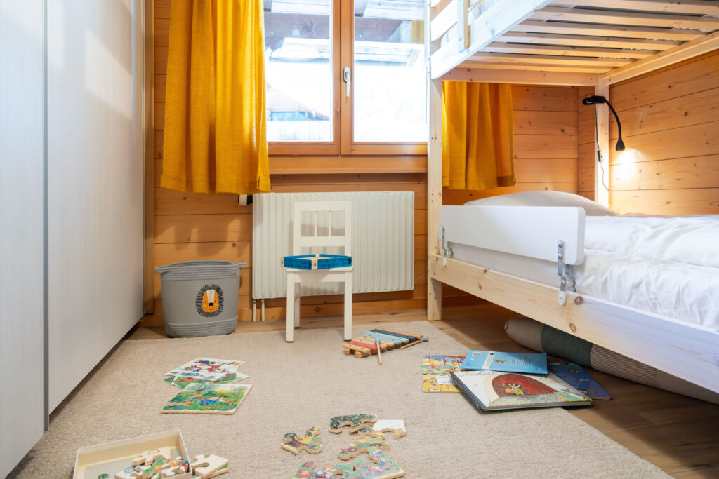 Children room Chalet Dahai playing toys